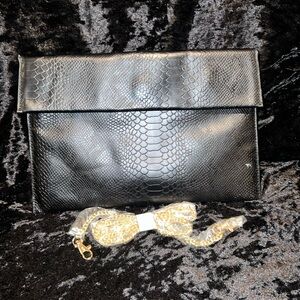 Moda Luxe Clutch/Purse